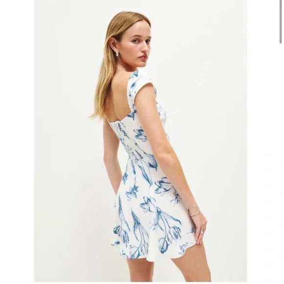 Reformation Tania dress in Lisse - Picture 2 of 7